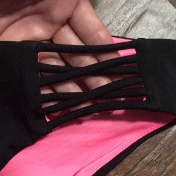 BNIB BLACK STRAPPY BOTTOMS - Picture 8 of 8